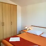 Nera Apartment Tisno