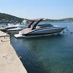 Apartment Nera Tisno