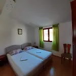 Apartment Nera Tisno