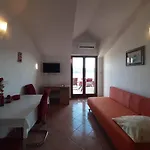 Apartment Nera *