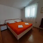 Nera Apartment