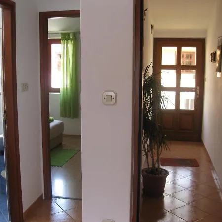 Nera Apartamento Tisno