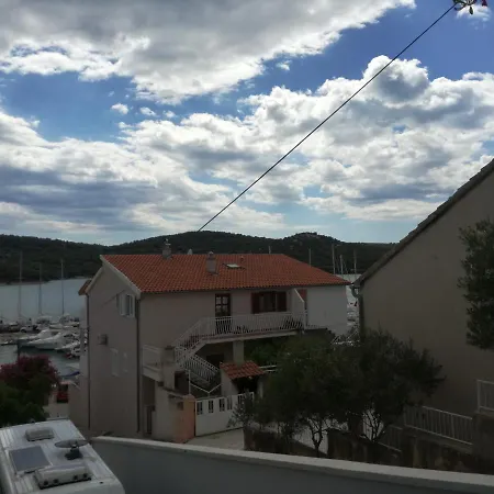 Nera Apartment Tisno